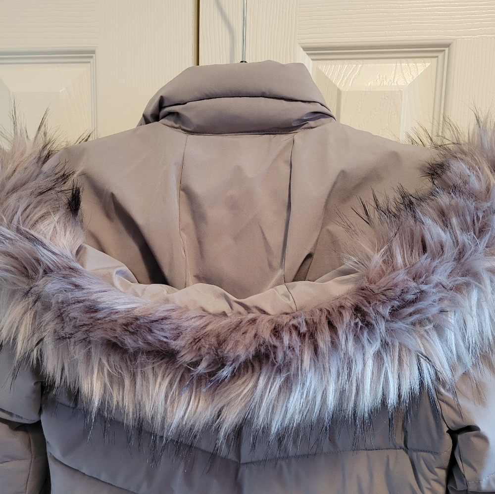 Light Grey Puffer Parka Jacket - Picture 5 of 5
